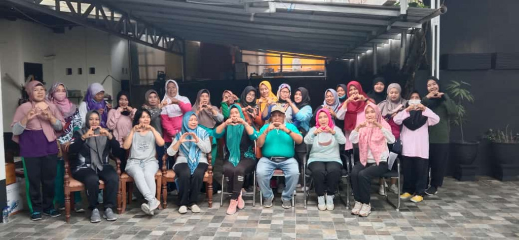 PEMBINAAN PERSIAPAN LOMBA AKU HATINYA PKK KELURAHAN AIR HITAM.