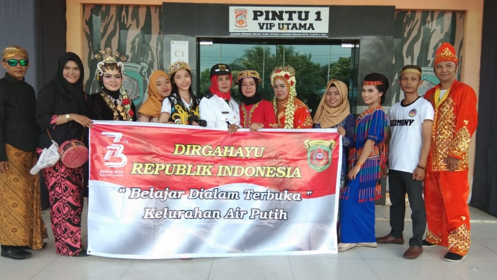 Pawai Memperingati Dirgahayu Republik Indonesia Ke-73
