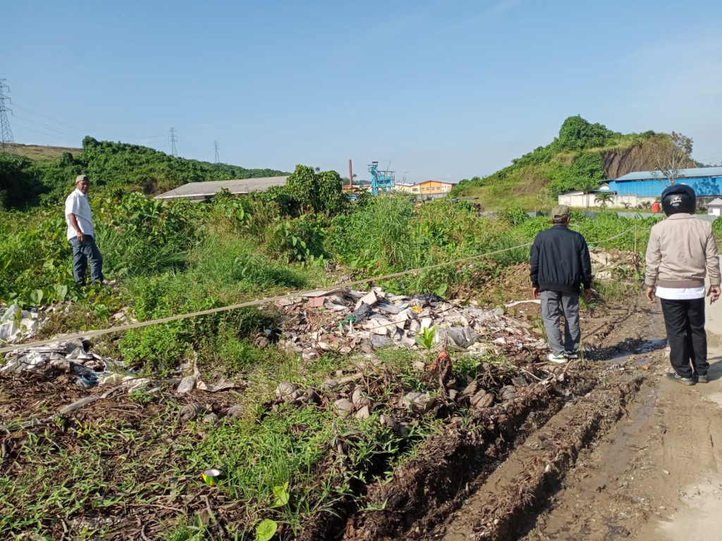 Penegakan Larangan Buang Sampah: Pemasangan Police Line di Jalan Ringroad II
