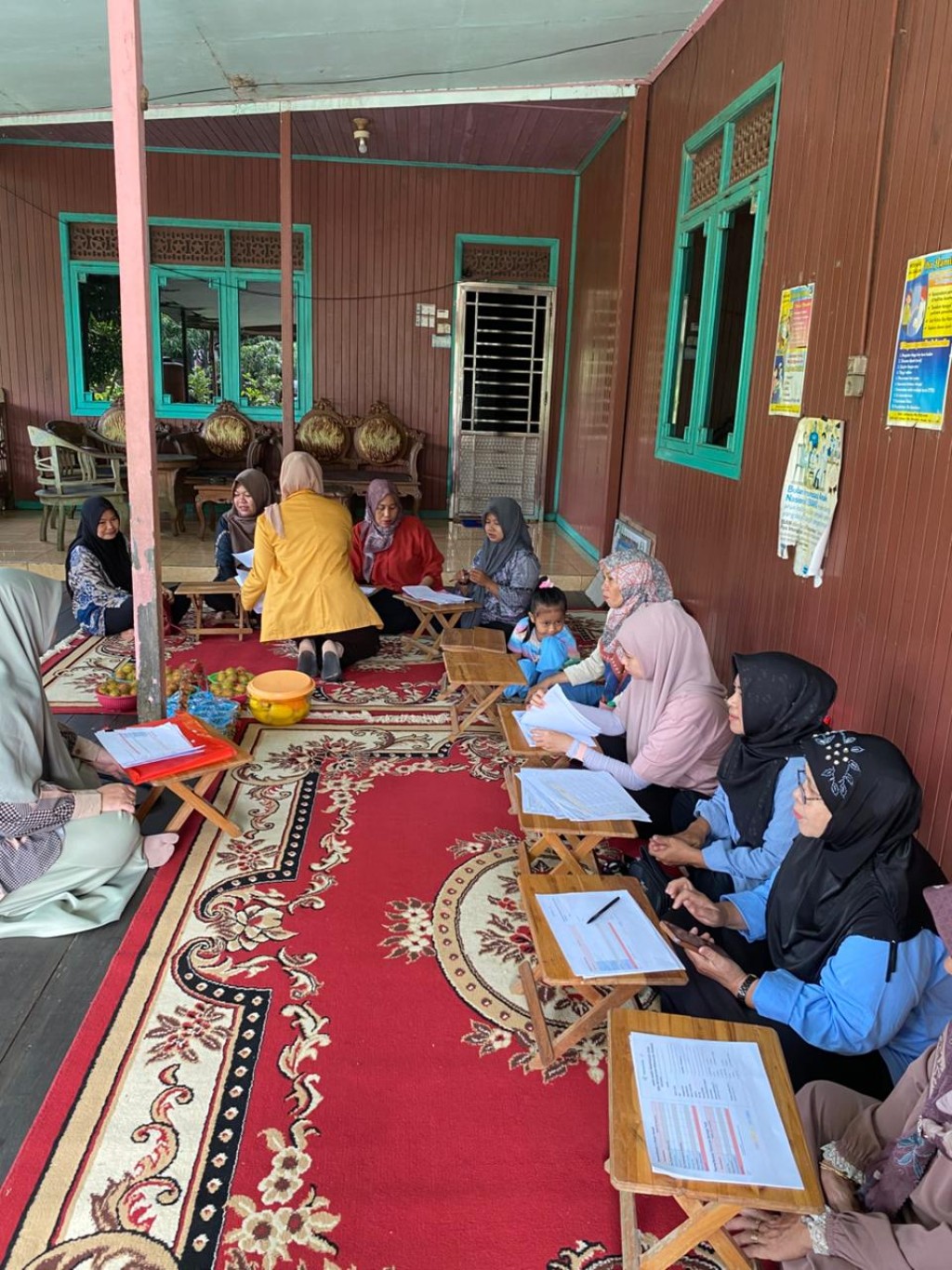 Pembinaan Pengisian Kartu Bantu dan Kunjungan Rumah untuk Posyandu Siklus Hidup
