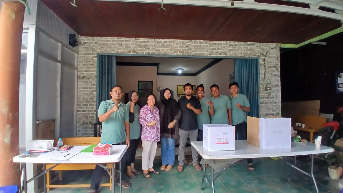 Pemilihan Ketua RT 057 Kelurahan Air Putih Berlangsung Demokratis, Sinta Dwi Ayu Kembali Terpilih