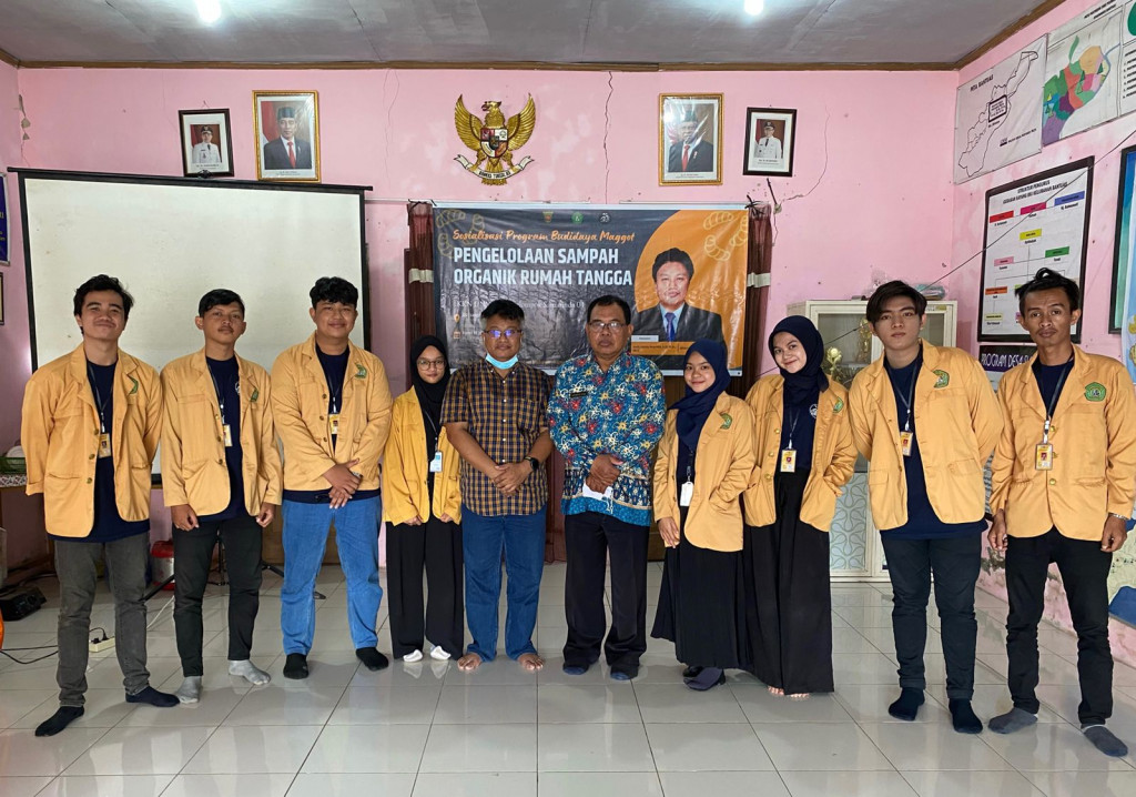 Program Kerja KKN 48 Unmul "Sosialisasi Budidaya Maggot Untuk Pengelolaan Sampah Organik Rumah Tangga"