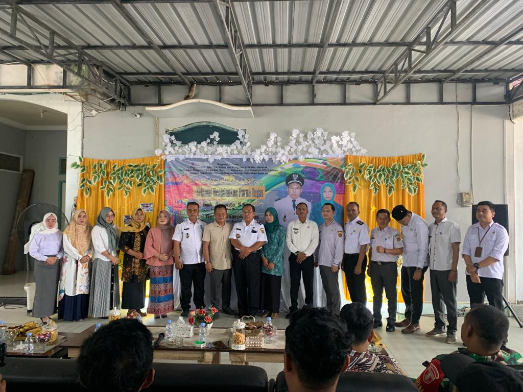 27/12/2023. Acara Pelepasan Purna Tugas Pak Lurah Bantuas Suyanto, S.Sos, dan Ketua PKK Bantuas ibu Tintin Istikaroh, S.Sos. Yang diselenggarakan di Jl. Al-Hasnie RT.06 (Kediaman bpk H. Asmuri dan Hj. Rosidah)