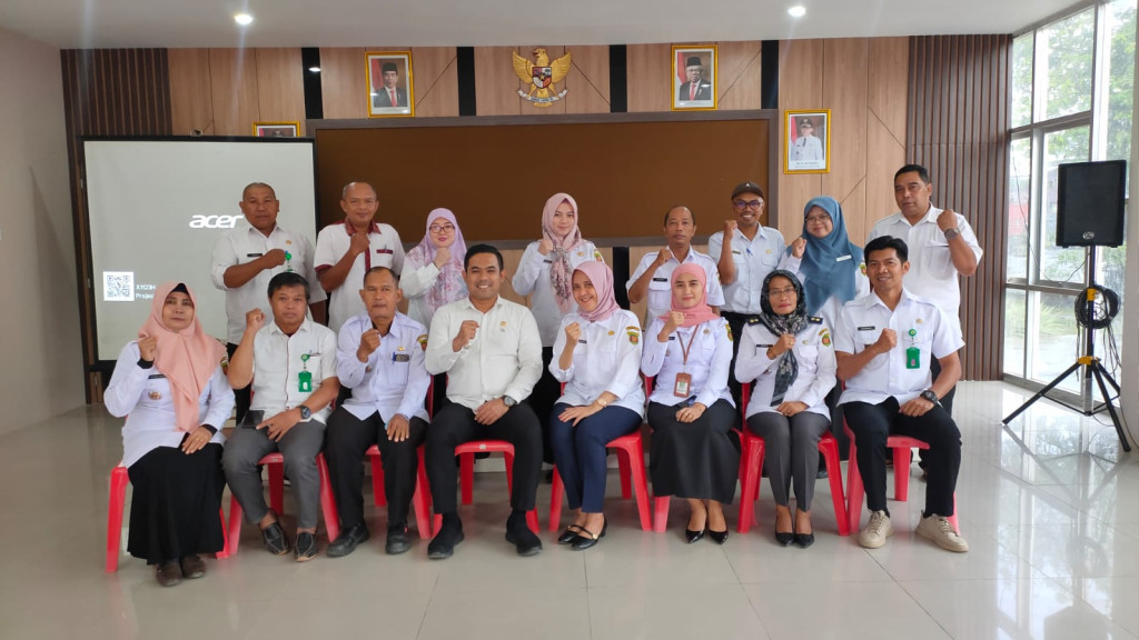 Giat Tgl 06 September 2023, Acara Rakor Gebyar NIB di Kecamatan Samarinda Seberang Yang Di hadiri Oleh Lurah Sekecamatan Samarinda Seberang, Kasi Ekobang Sekecamatan Samarinda Seberang Dan Operator NIB Kecamatan.