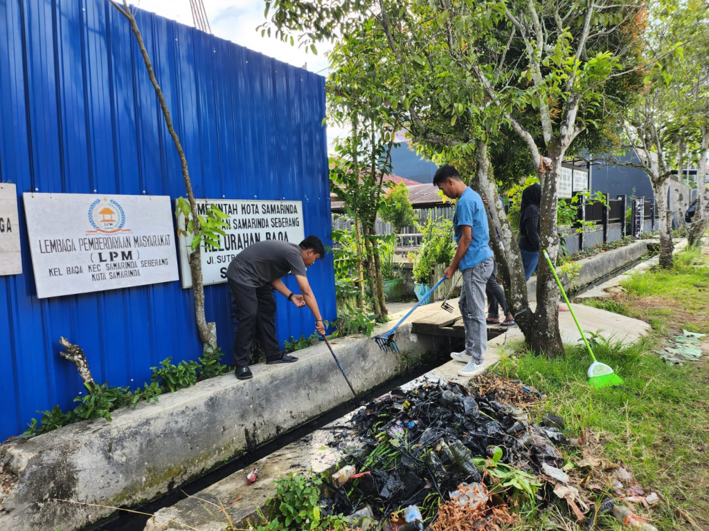 Kegiatan Gotong Royong