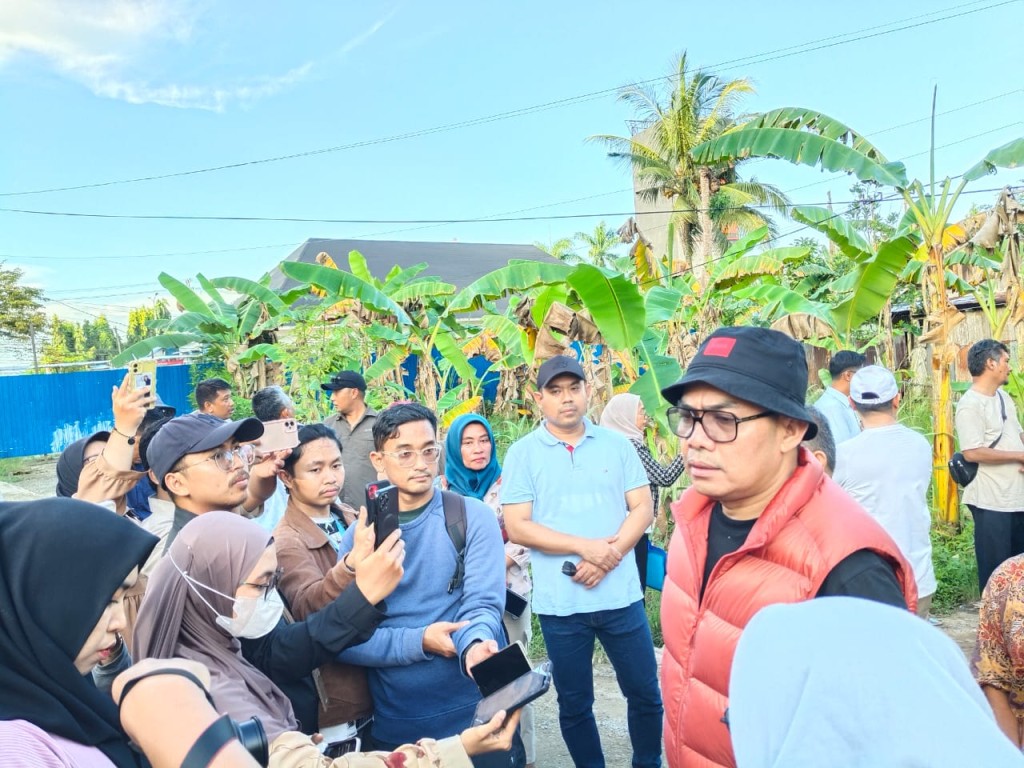 PENINJAUAN LAPANGAN BELAKANG KANTOR PDAM