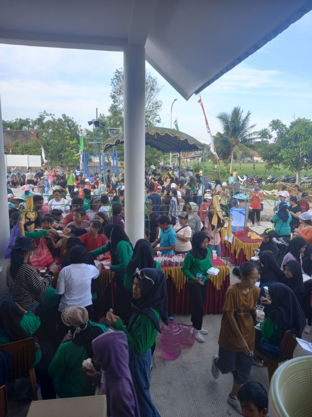 pembagian dorprize untuk warga kel.budaya pampang