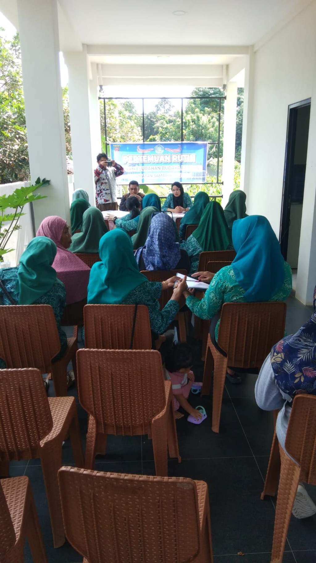 pertemuan rutin pkk kelurahan budaya pampang