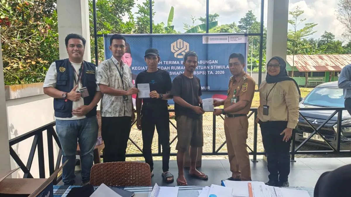 Pembukaan rekening untuk warna penerima manfaat BSPS Tahap 5 tahun 2026 di kelurahan budaya pampang.
