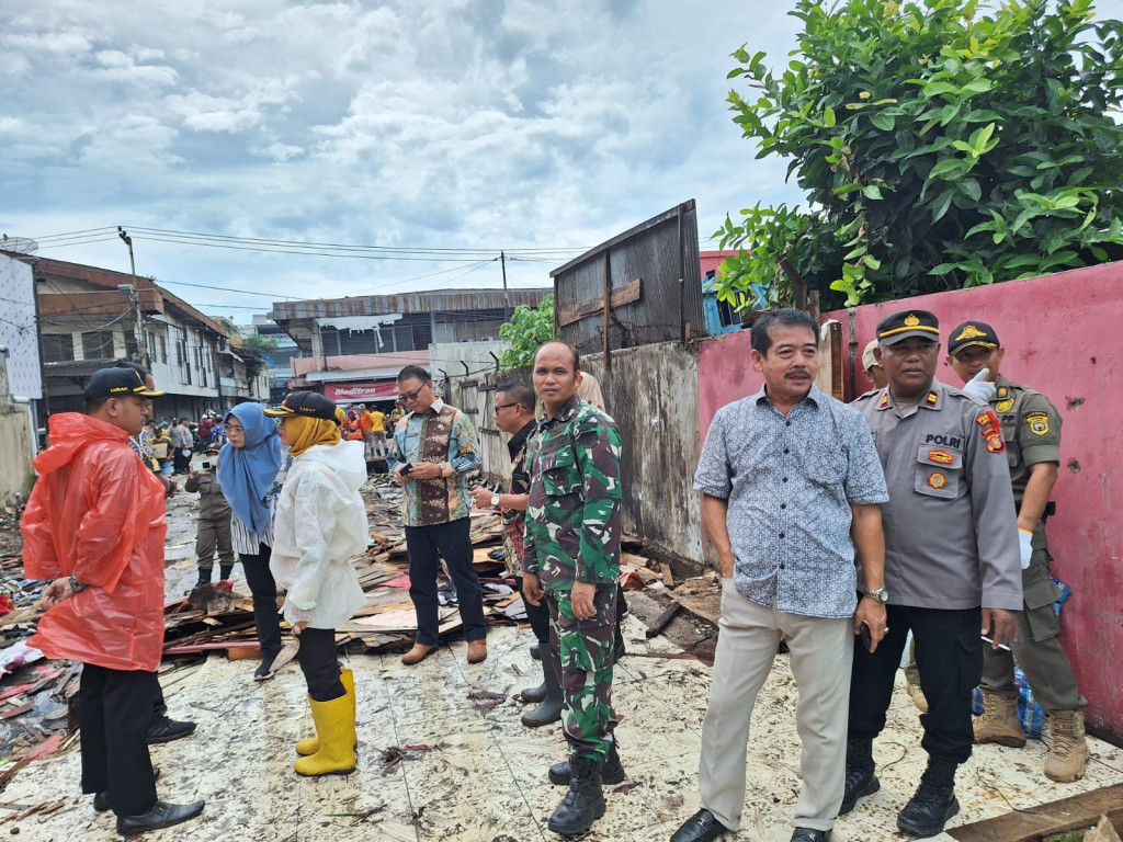 GEMA CARITA SAMKOT (Gerakan Bersama Tertib PKL, Anjal, Gepeng, Odgj, Miras, Bangunan Liar dan Badut)