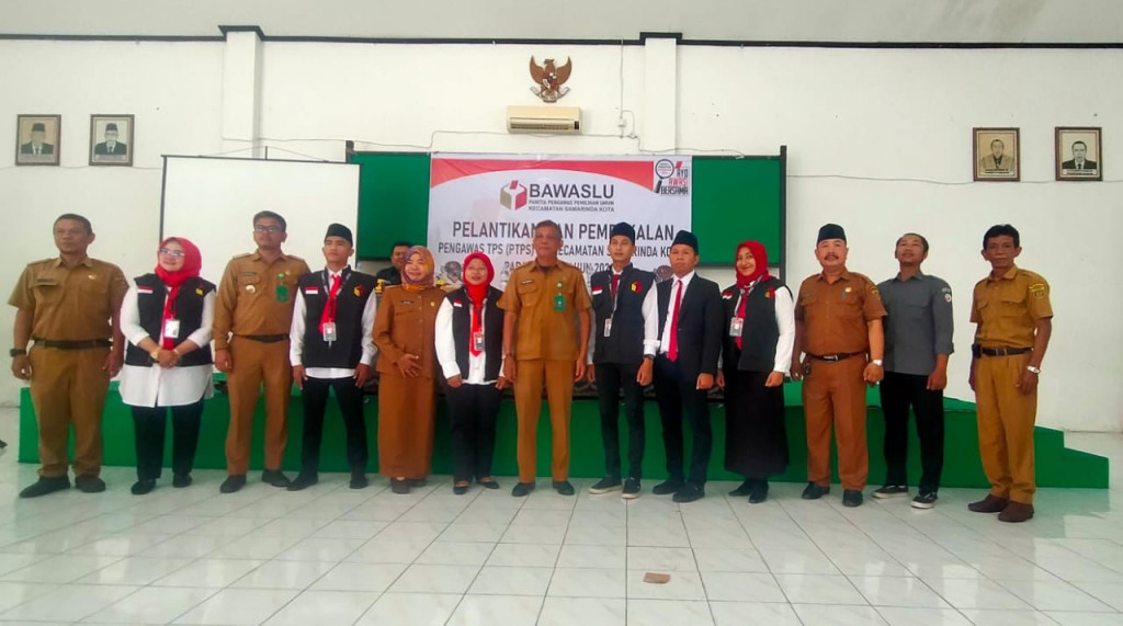 Pelantikan Pengawasan Tempat Pemungutan Suara (TPS) se- Kecamatan Samarinda Kota