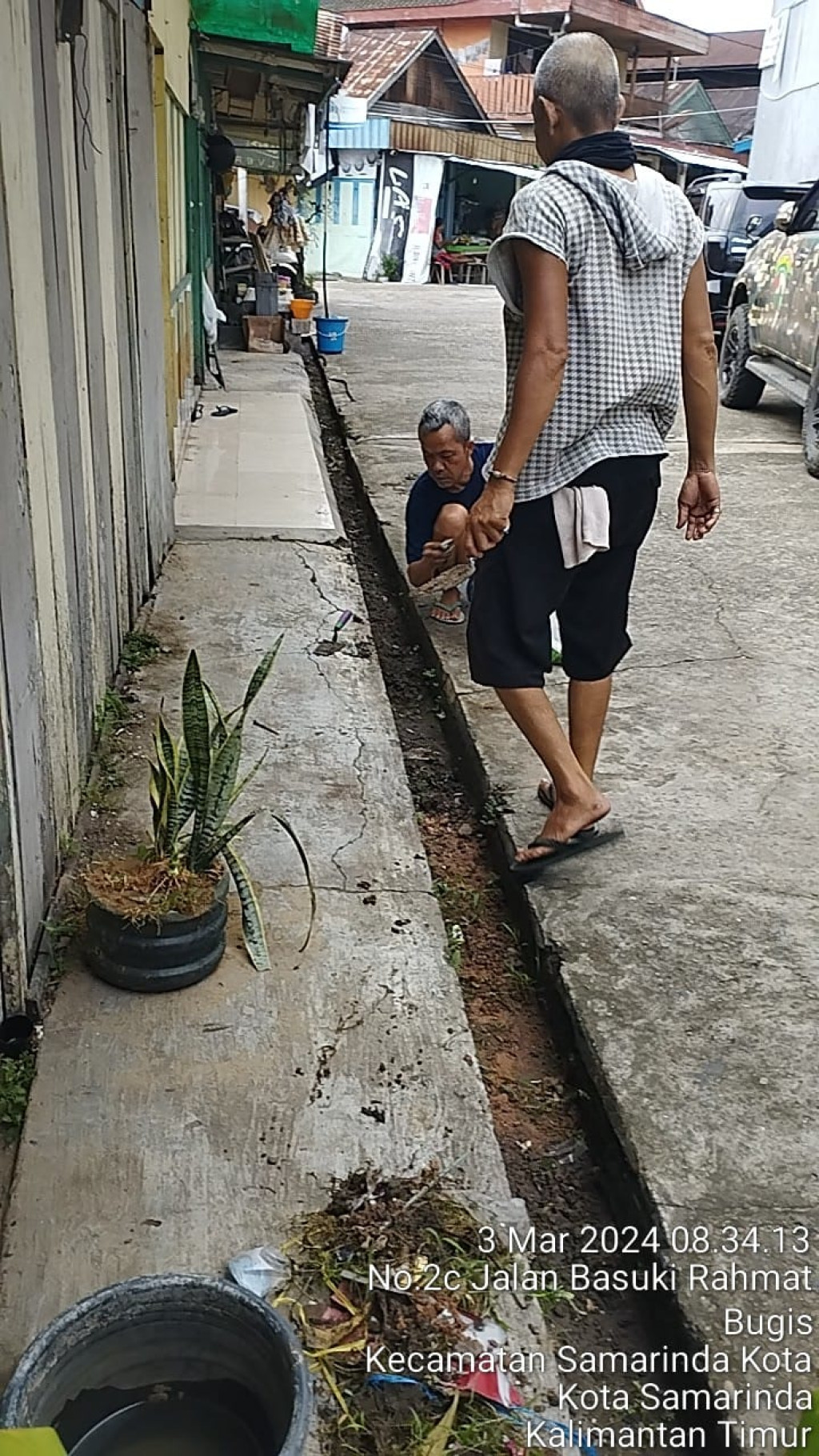 Kegiatan Sabtu Pagi Gotong Royong di Lingkungan RT. 02 Jalan Kh. Abdurrasyid Gg. Supoyono