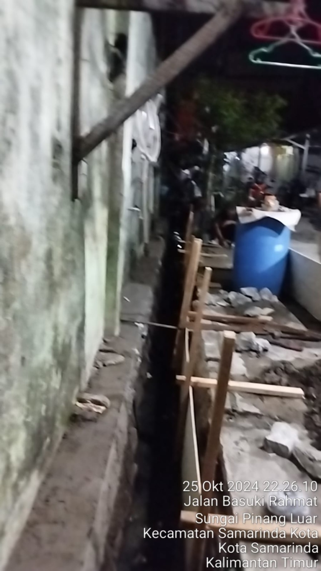 Kegiatan Probebaya Perbaikan Drainase RT. 02 Kelurahan Bugis