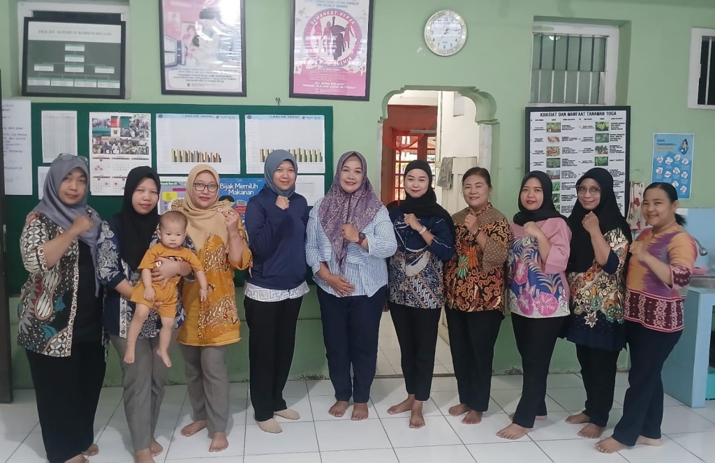 Rapat Pengurus dan Anggota Dasa Wisma dalam Rangka Pelaksanaan PROBEBAYA TA 2025