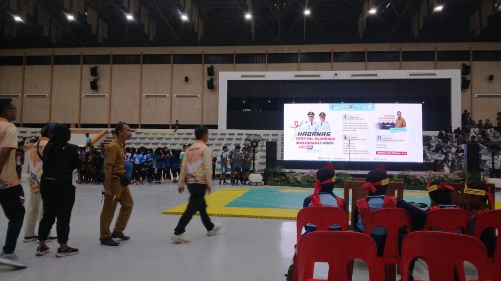 Kelurahan Bugis Hadiri Festival Olahraga Masyarakat 2025