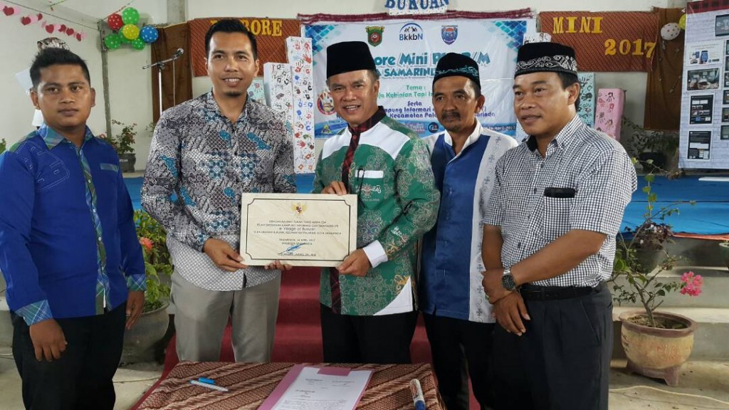 Buat Surat Pengantar, Cukup Tunggu SMS RT
