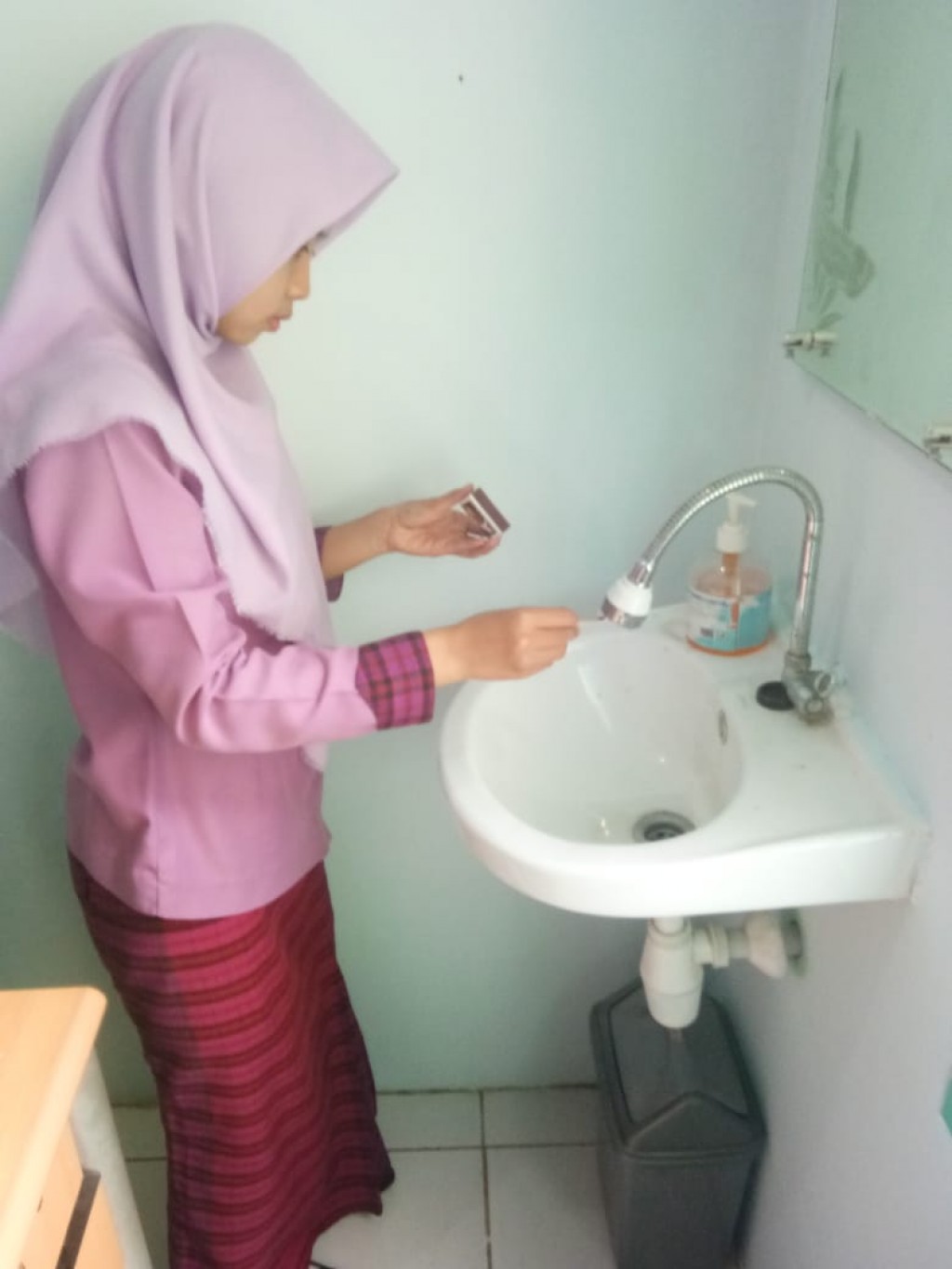 Pengambilan Sampel Air PDAM