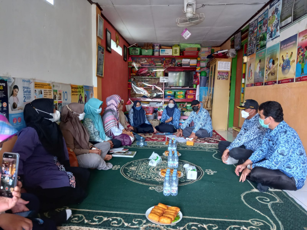 Bank Sampah Palapa Olah Sampah Plastik Jadi Ecobrick