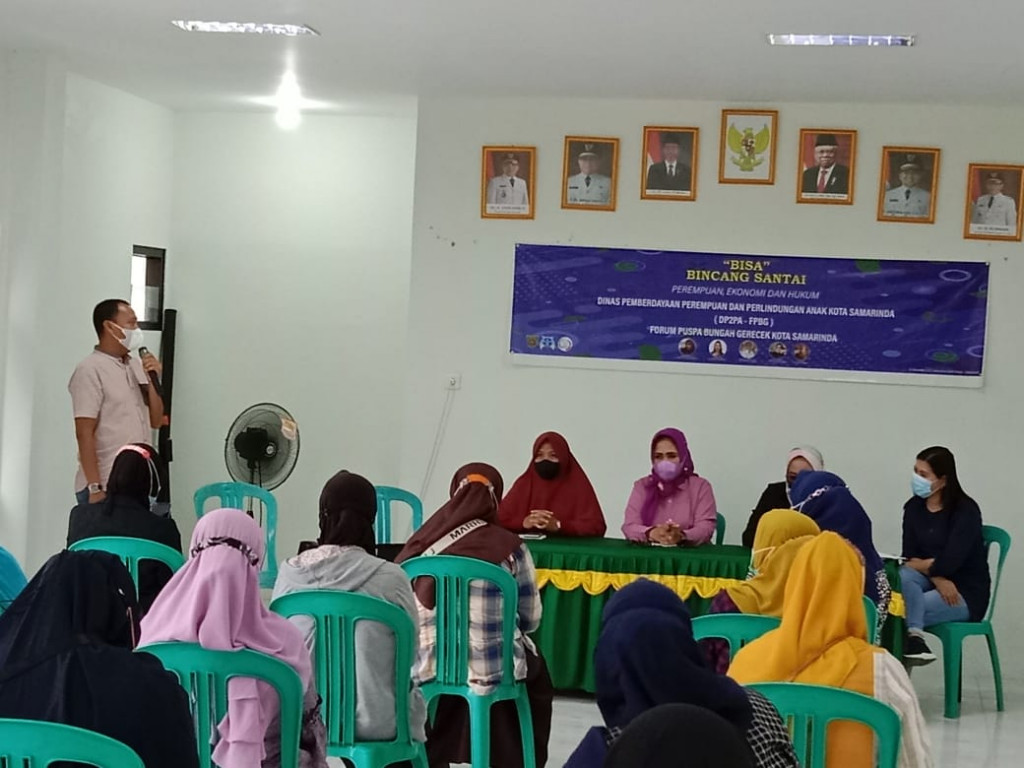 Bincang Santai Perempuan, Ekonomi dan Hukum