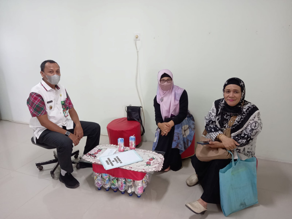 Lurah Dadi MulyaTerima Kunjungan Kepala Sekolah TK Arga Mulya