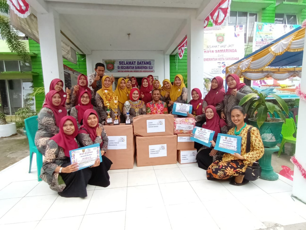 Pulang dengan bahagia, Dadi Mulya borong piala di Kecamatan Samarinda Ulu