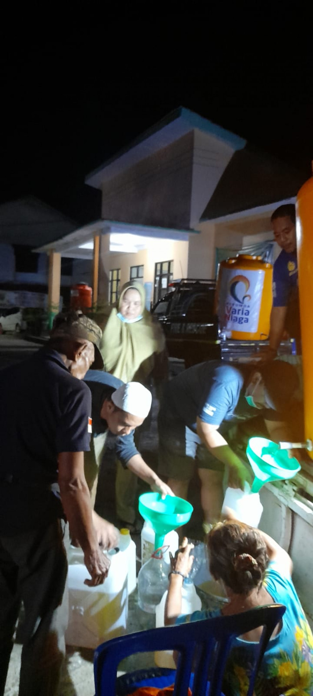LURAH KELURAHAN GUNUNG LINGAI MENDATANGKAN MINYAK GORENG CURAH