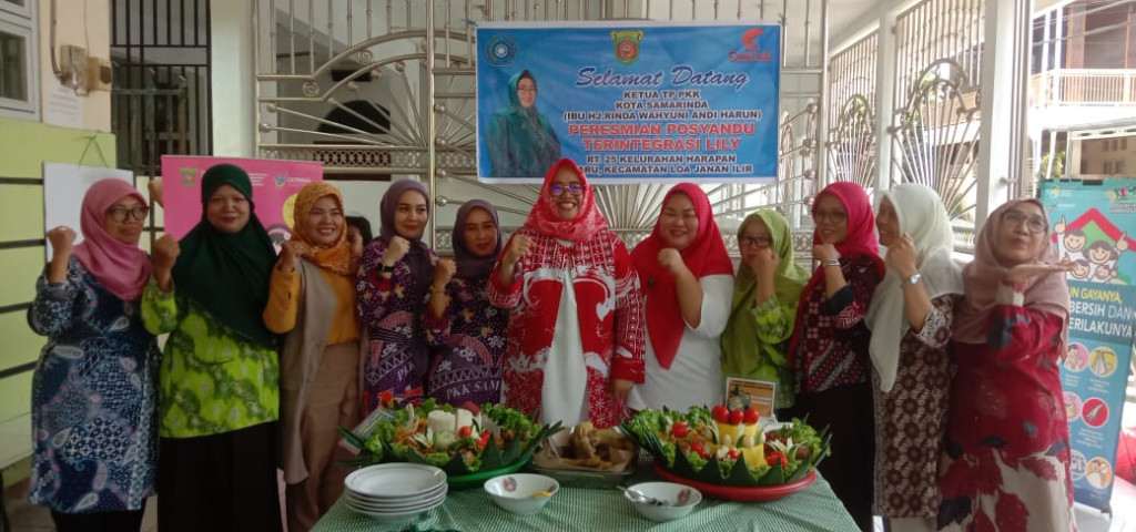 Peningkatan status Posyandu Lily menjadi Posyandu Terintegrasi Lily oleh Ketua TP PKK Kota Samarinda