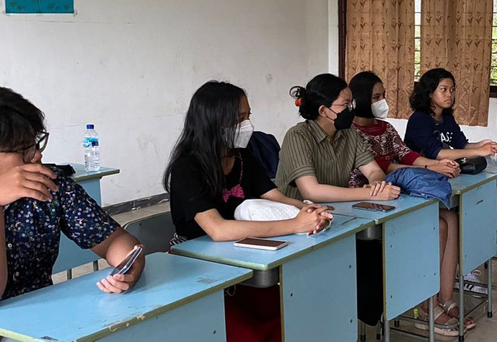 PEMBENTUKAN POSYANDU REMAJA GPIB EBEN EZER