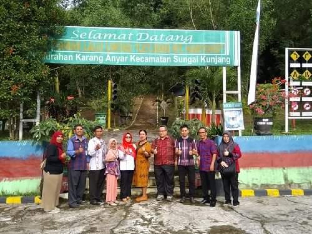 Kunjungan dari Tim Penilai Untuk Kota Layak Anak di Kelurahan Karang Anyar