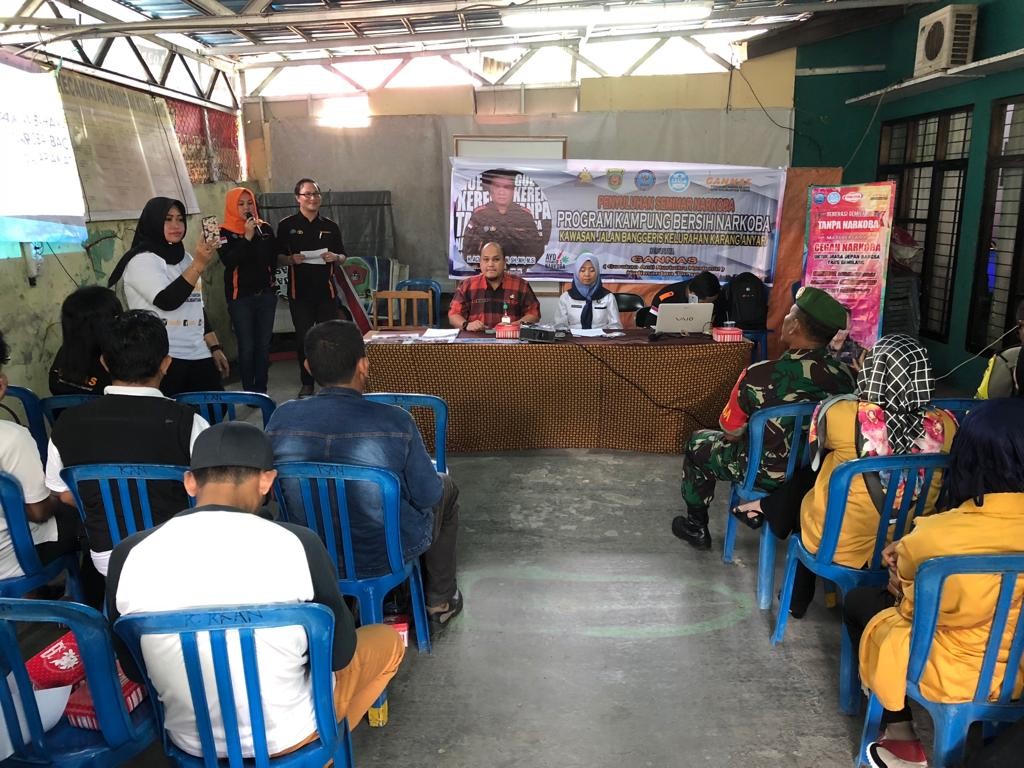 Penyuluhan Seminar Narkoba "Program Kampung Bersih Narkoba Kawaaan Jalan Banggeris Karang Anyar"