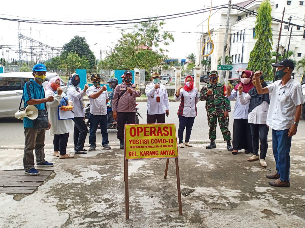 Operasi Yustisi COVID-19 Kelurahan Karang Anyar
