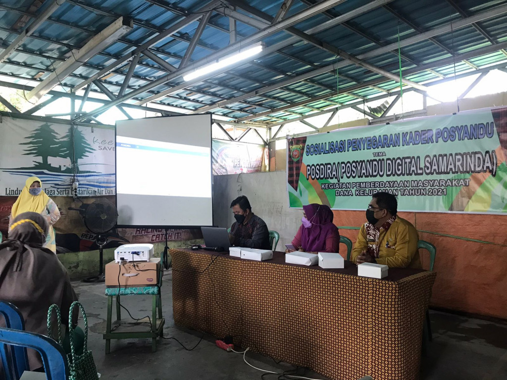 Penyegaran Kader Posyandu Kelurahan Karang Anyar