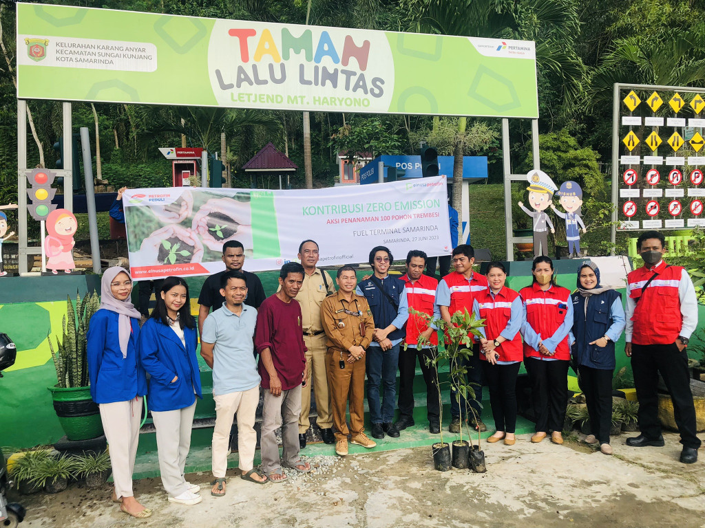 Bibit Mangga dan Trembesi