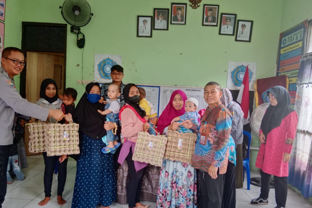 Pembagian Telur Organik