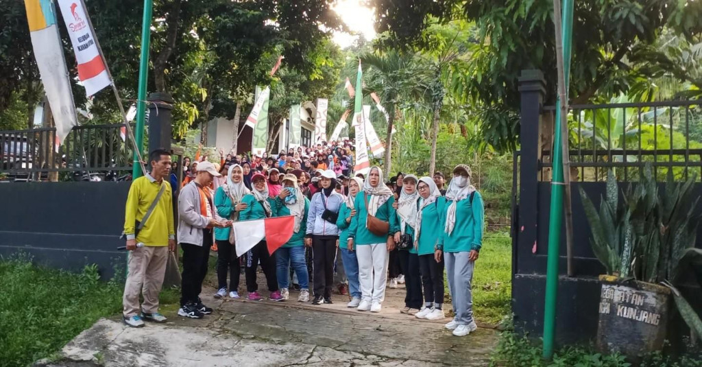Jalan Santai Hut Kota dan Pemkot Samarinda