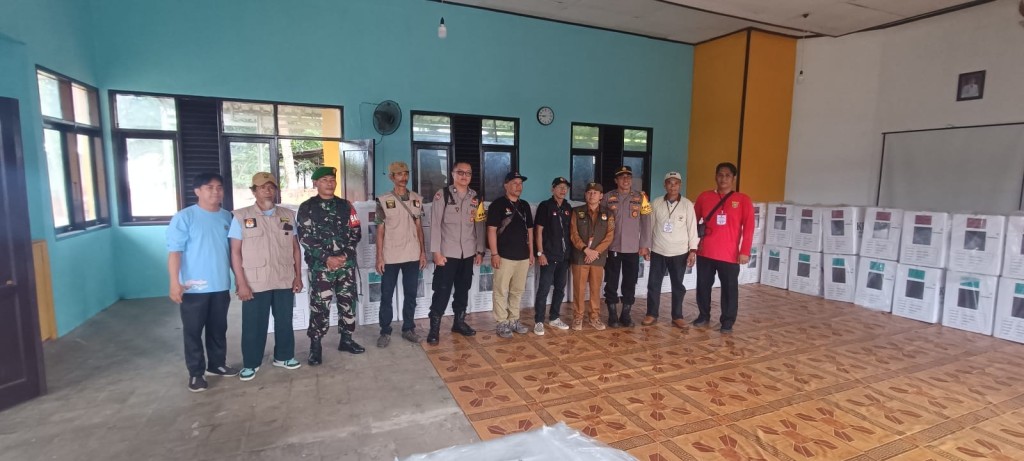 Giat Pengantaran Kotak Suara