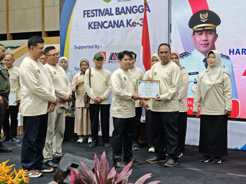 Penghargaan Gerakan orang tua Asuh