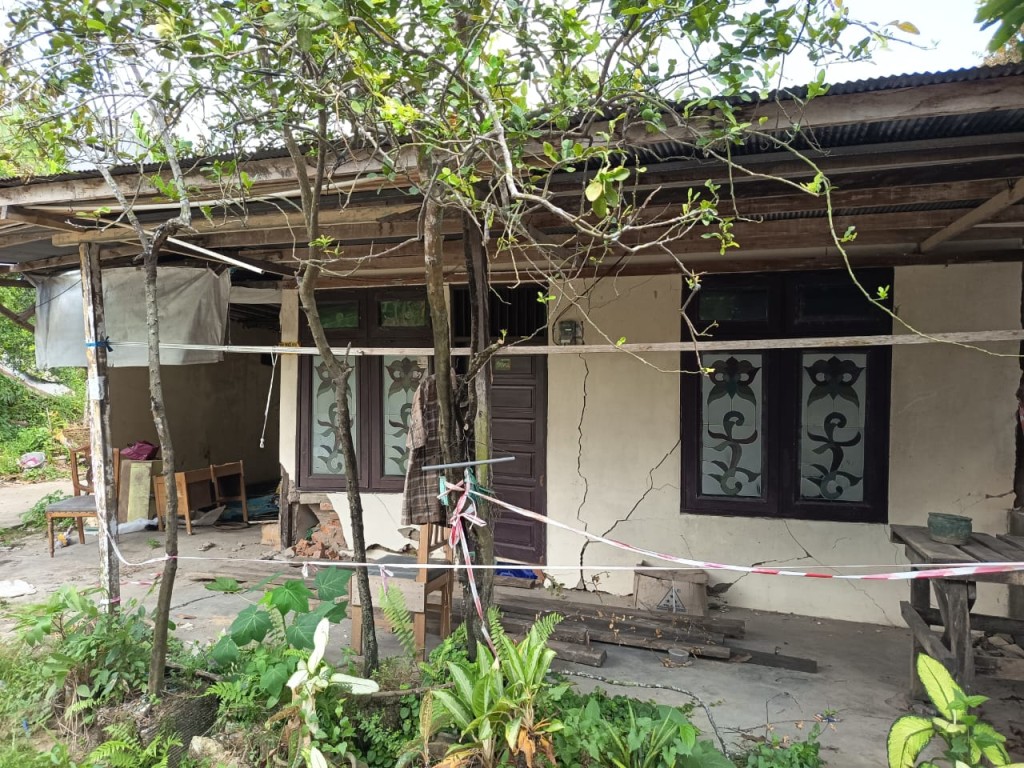 Longsor di Kelapa Gading