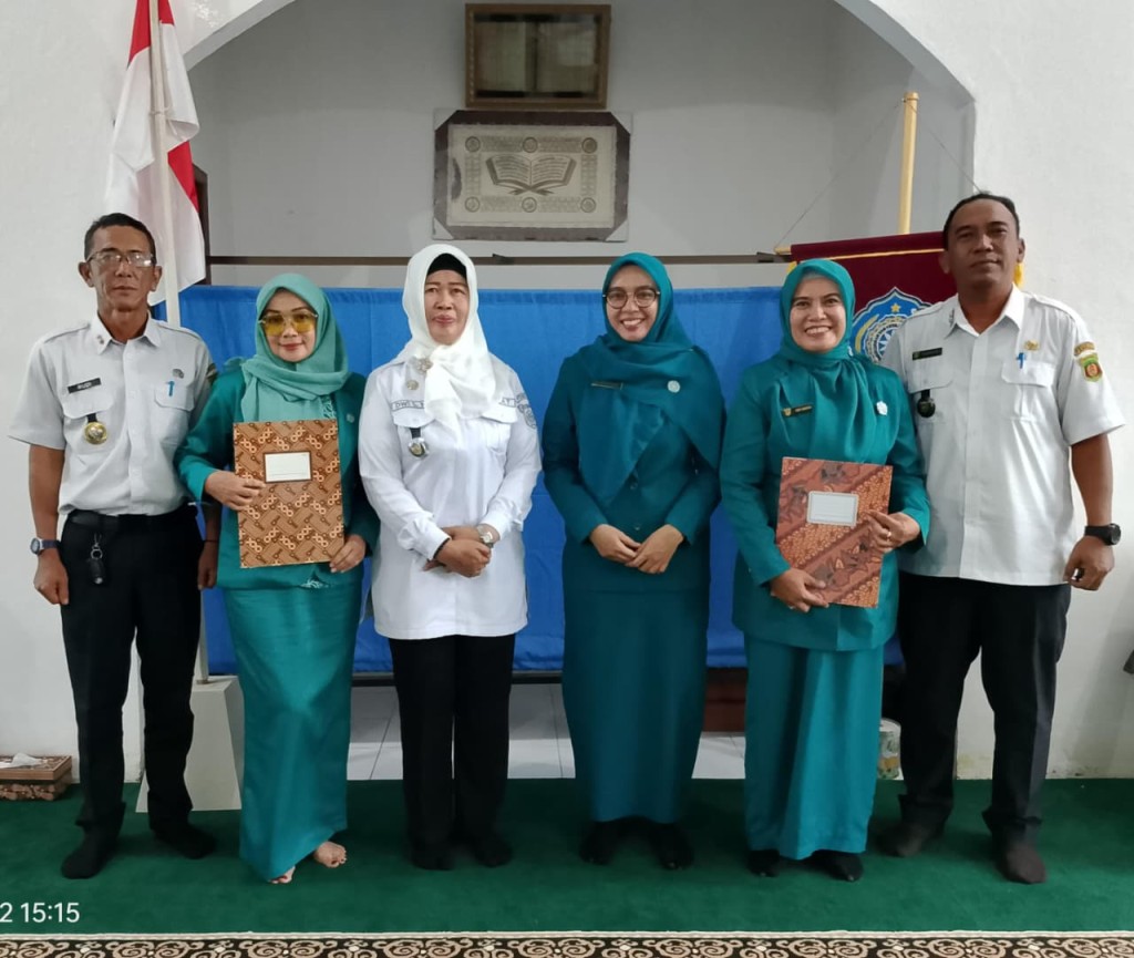 Pelantikan Ketua TP PKK Kelurahan Karang Anyar
