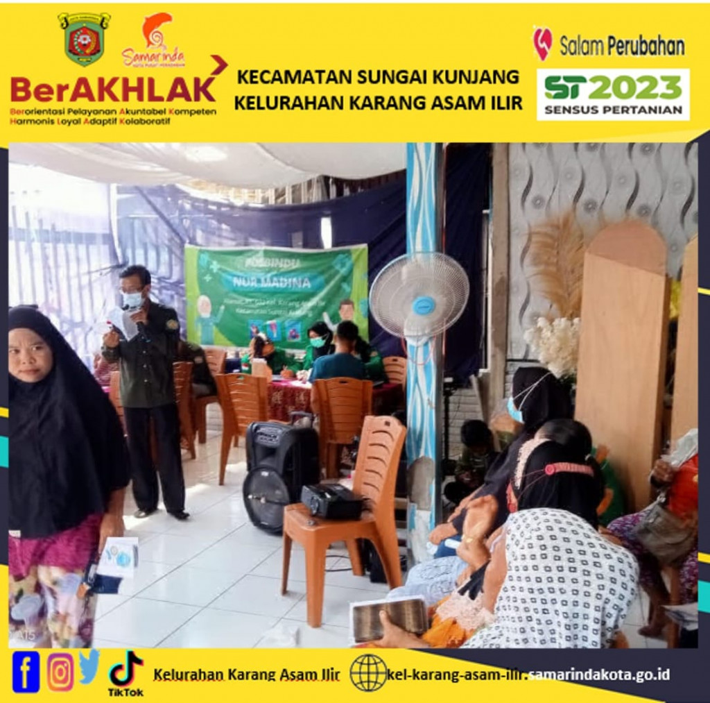 Plt. Kasi Kesra dan staf melaksanakan kunjungan ke Posbindu di RT. 32 Kelurahan Karang Asam Ilir