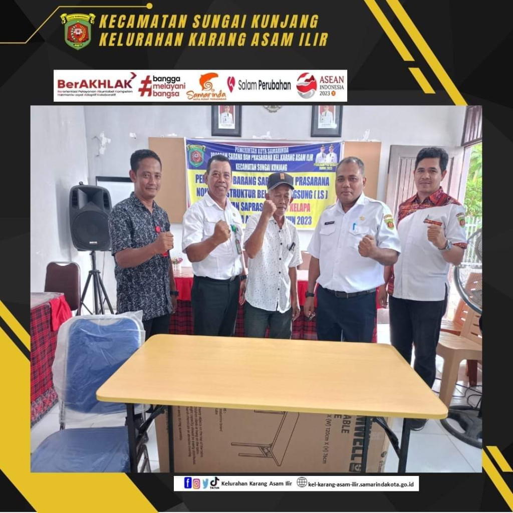 Serah Terima Alat Gotong Royong,Meja,Kursi untuk Dasawisma