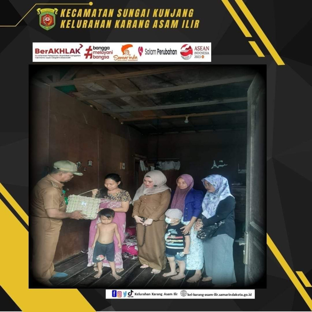 Pembagian telur Kepada Balita penderita stunting