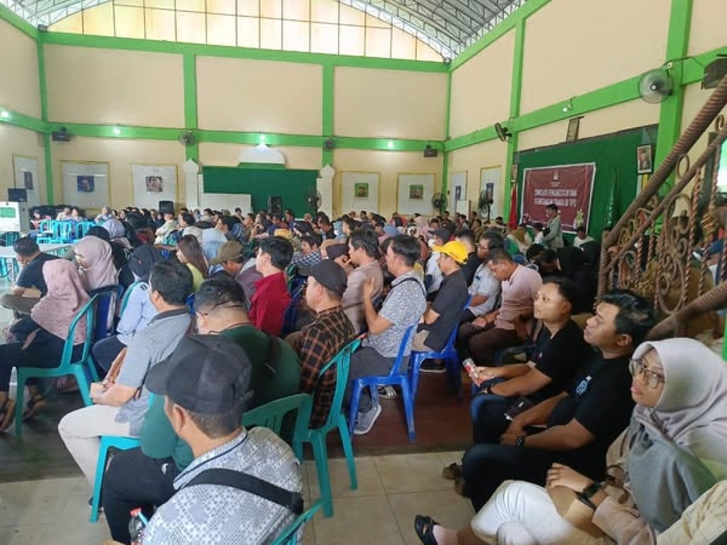Simulasi Pemungutan dan Perhitungan Suara di TPS yang dilaksanakan oleh PPK Kecamatan Sungai Kunjang