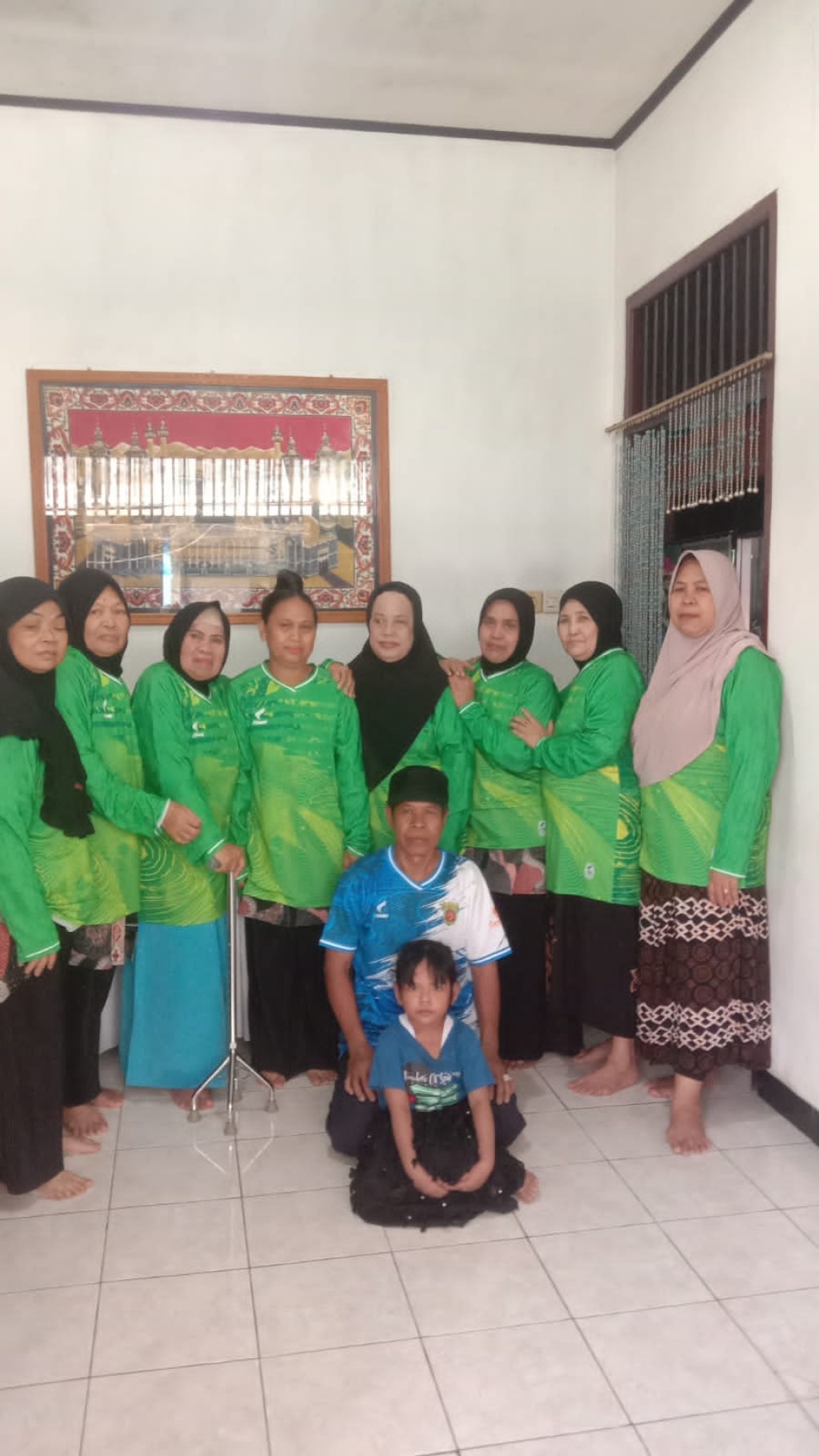 Serah terima barang Non Infrastruktur Bidang Sapras Probebaya Tahun 2025