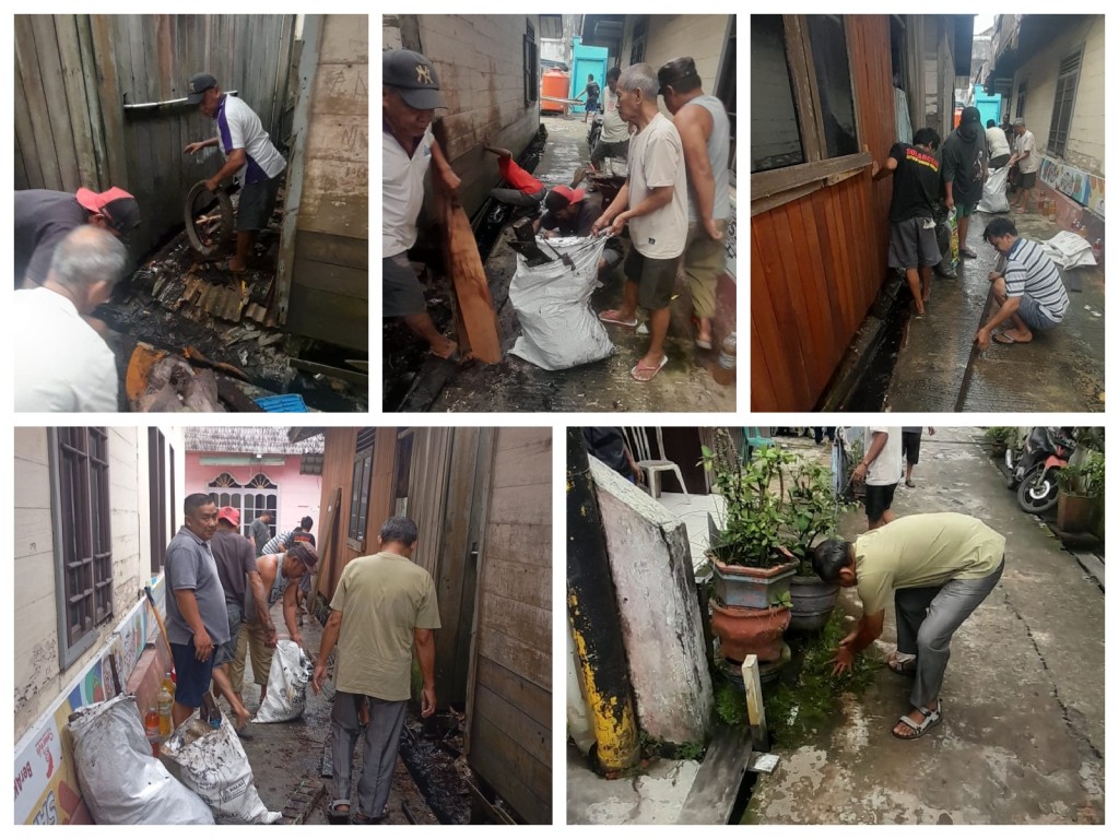 Pelaksanaan Gotong Royong di RT. 19