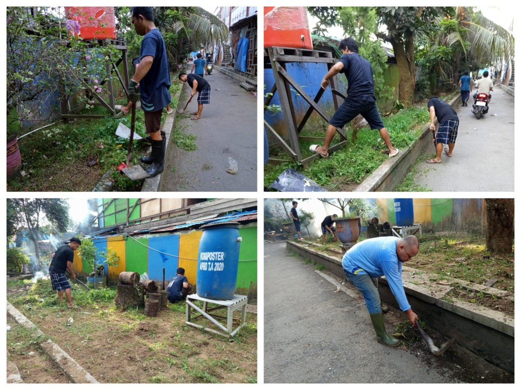 Pelaksanaan gotong royong pembersihan lahan di RT. 06