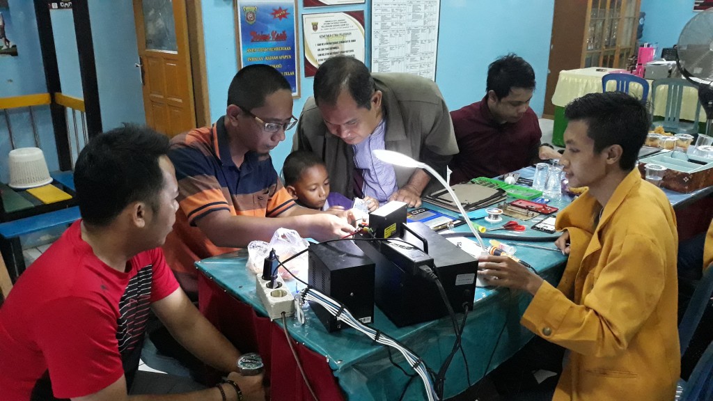 Pelatihan Dasar Perbaikan Handphone