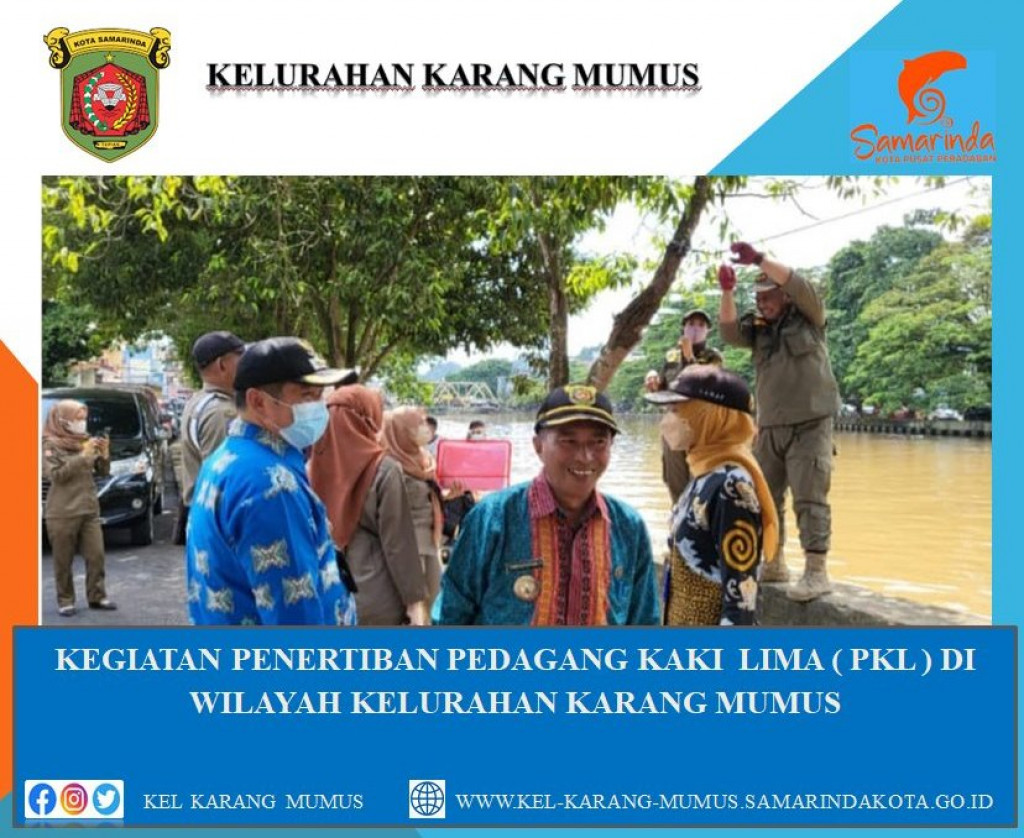 Penertiban PKL Tepian Sungai Karang Mumus