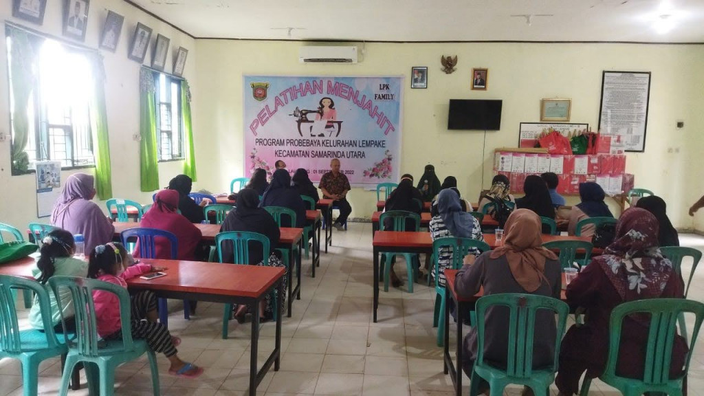 Launching Pelatihan Menjahit