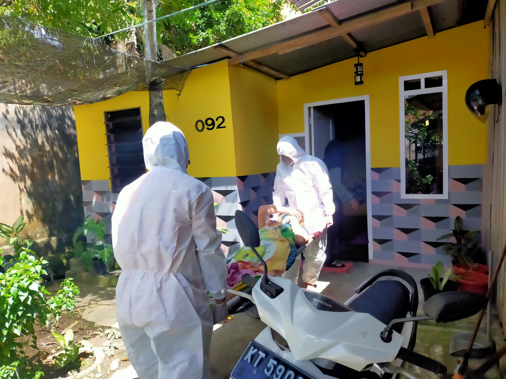 PENANGANAN DARURAT KASUS SATGAS COVID-19 KELURAHAN LOA BAKUNG